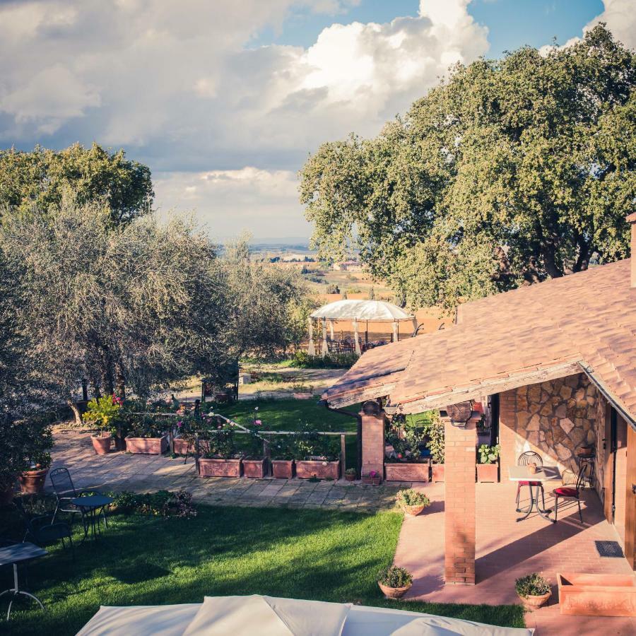 Agriturismo Cantagalli San Quirico dʼOrcia Exterior foto